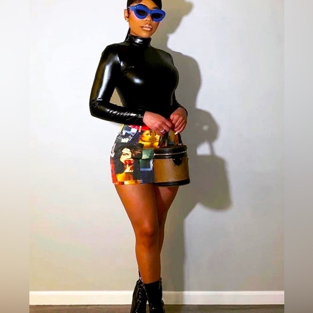 ⚡️Supermodel Print Mini🖤 - Picture 2 of 3